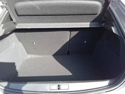 Photo 15 Peugeot 208  Electrique 50 kWh 136ch