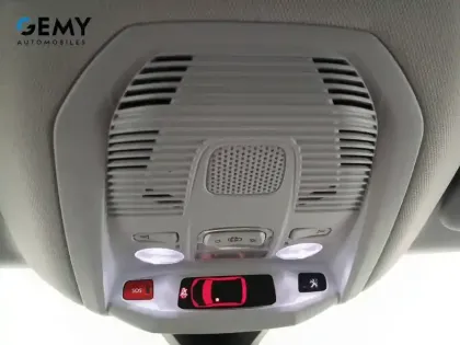 Photo 19 Peugeot 5008  PureTech 130ch S&S BVM6