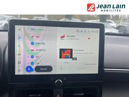 Photo 15 Toyota Yaris  Cross Hybride 130h 2WD