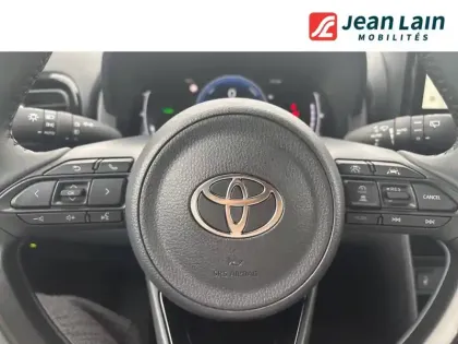 Photo 11 Toyota Yaris  Cross Hybride 130h 2WD
