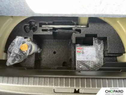 Photo 23 Peugeot 208  Electrique 50 kWh 136ch