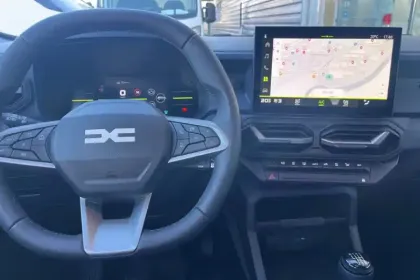 Photo 16 Dacia Duster  Mild Hybrid 130