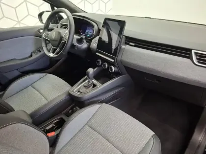 Photo 25 Renault Clio  E-Tech full hybrid 145 ch GSR2
