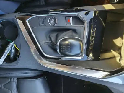 Photo 21 Peugeot 5008  PureTech 130ch S&S BVM6