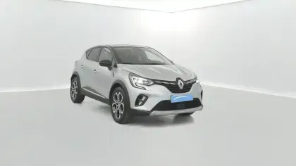 Photo 6 Renault Captur  E-Tech full hybrid 145 ch