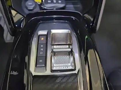 Photo 13 Peugeot 208  PureTech 100 S&S EAT8