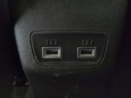 Photo 18 Peugeot 208  PureTech 100 S&S EAT8