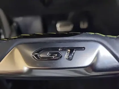 Photo 31 Peugeot 208  PureTech 100 S&S EAT8