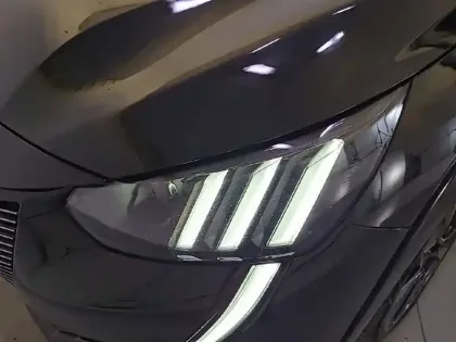 Photo 15 Peugeot 208  PureTech 100 S&S EAT8