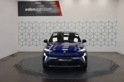 Photo 8 Renault Captur  E-Tech full hybrid 145 ch