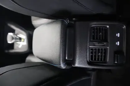 Photo 120 Renault Captur  E-Tech full hybrid 145 ch