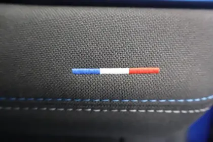 Photo 83 Renault Captur  E-Tech full hybrid 145 ch