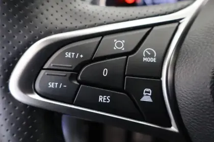 Photo 111 Renault Captur  E-Tech full hybrid 145 ch