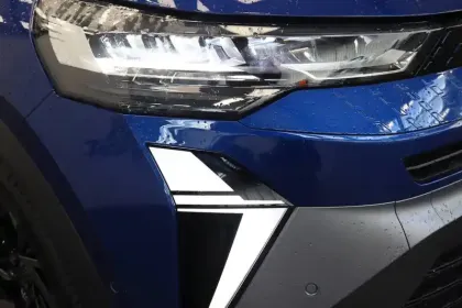 Photo 55 Renault Captur  E-Tech full hybrid 145 ch