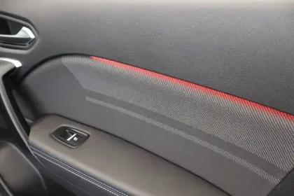 Photo 80 Renault Captur  E-Tech full hybrid 145 ch