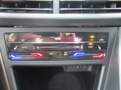 Photo 53 Volkswagen Polo  1.0 TSI 95 S&S BVM5