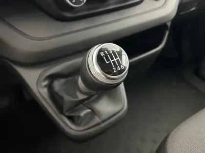 Photo 23 Renault Trafic  FGN L1H1 3000 KG BLUE DCI 130