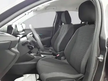 Photo 31 Peugeot 208  PureTech 100 S&S BVM6