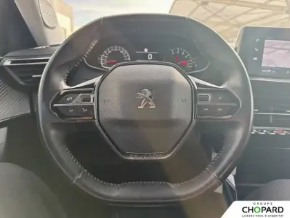 Photo 15 Peugeot 2008  PureTech 100 S&S BVM6