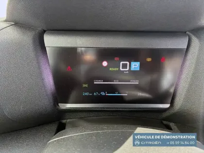 Photo 49 Citroën C4 e- X 156 ch Automatique