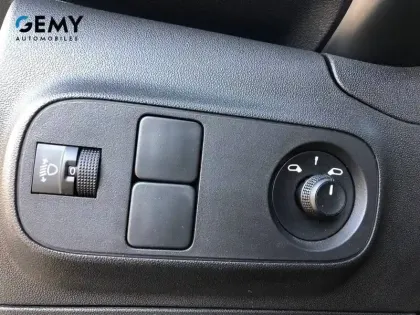 Photo 12 Citroën C3  PureTech 83 S&S BVM5