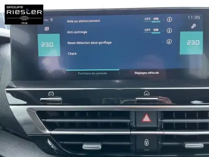 Photo 22 Citroën C4 e- 136 ch Automatique