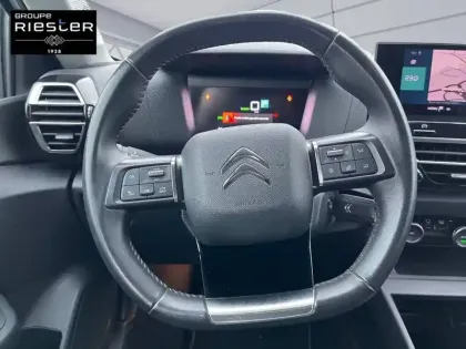 Photo 16 Citroën C4 e- 136 ch Automatique