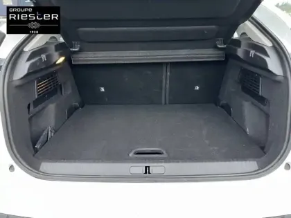 Photo 8 Citroën C4 e- 136 ch Automatique