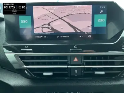 Photo 19 Citroën C4 e- 136 ch Automatique