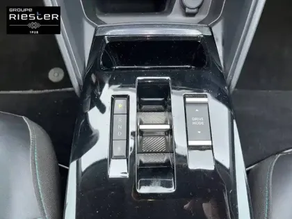 Photo 24 Citroën C4 e- 136 ch Automatique