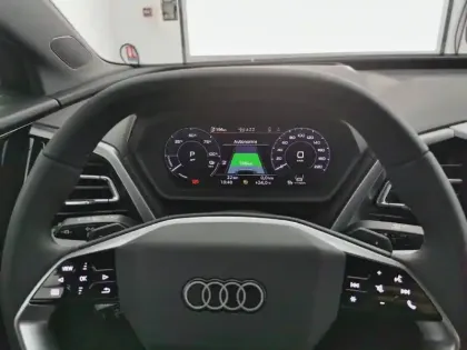 Photo 24 Audi Q4  e-tron Sportback 35 170 ch 55 kW