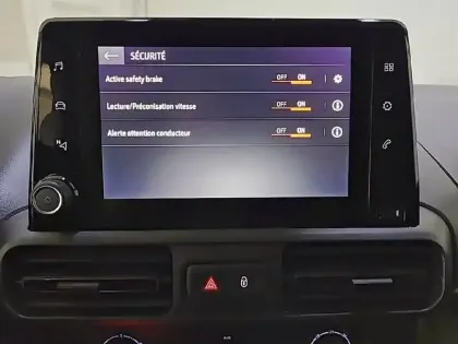 Photo 45 Opel combo  CARGO 1.5 130 CH S/S L1H1 STANDARD