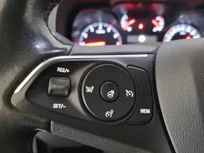 Photo 49 Opel combo  CARGO 1.5 130 CH S/S L1H1 STANDARD