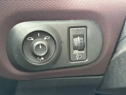 Photo 26 Citroën C4 Cactus  PureTech 110 S&S BVM6