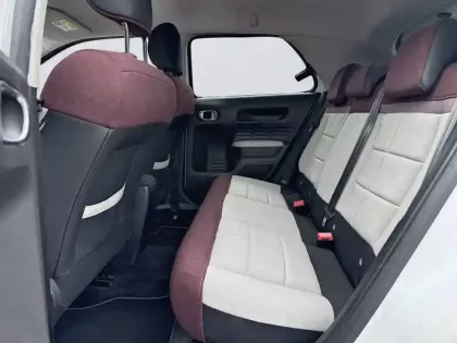 Photo 11 Citroën C4 Cactus  PureTech 110 S&S BVM6