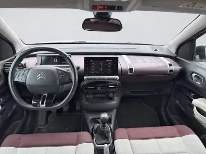 Photo 7 Citroën C4 Cactus  PureTech 110 S&S BVM6