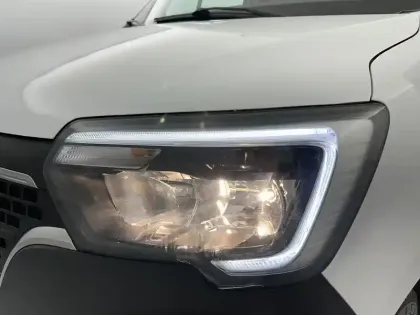 Photo 37 Renault Master  FGN TRAC F3500 L2H2 BLUE DCI 135