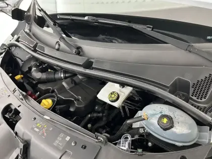 Photo 55 Renault Master  FGN TRAC F3500 L2H2 BLUE DCI 135