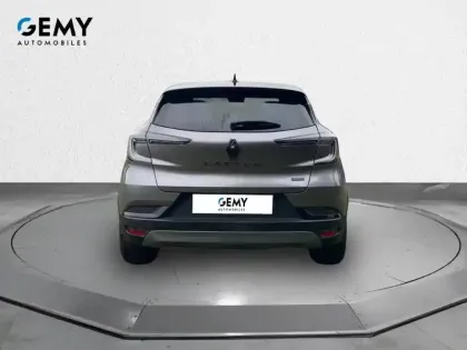 Photo 4 Renault Captur  E-Tech full hybrid 160 ch
