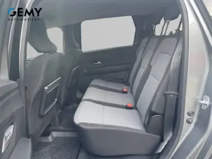 Photo 9 Dacia Jogger  Hybrid 140 7 places GSR2