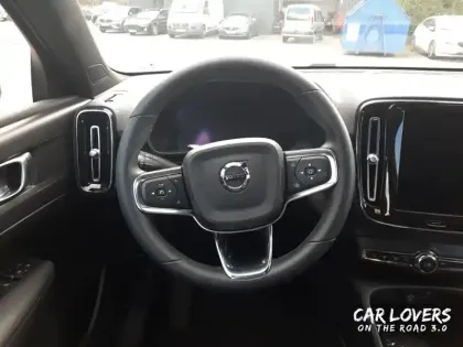 Photo 8 Volvo Xc40  Recharge 231 ch 1EDT