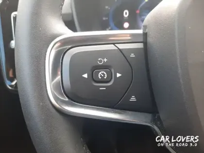 Photo 18 Volvo Xc40  Recharge 231 ch 1EDT