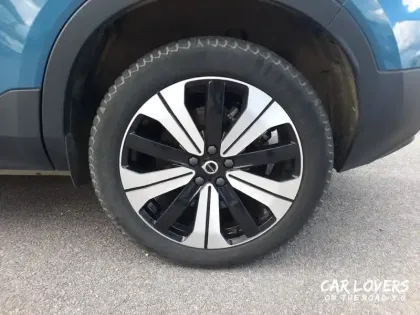 Photo 7 Volvo Xc40  Recharge 231 ch 1EDT