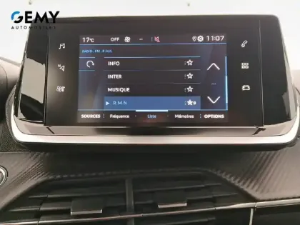 Photo 13 Peugeot 2008  PureTech 100 S&S BVM6