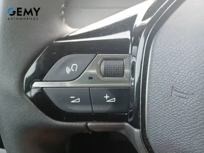 Photo 59 Peugeot 208  BlueHDi 100 S&S BVM6