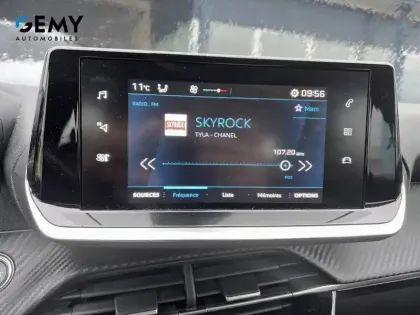 Photo 44 Peugeot 208  BlueHDi 100 S&S BVM6