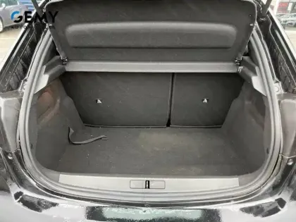 Photo 39 Peugeot 208  BlueHDi 100 S&S BVM6