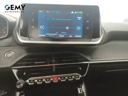 Photo 33 Peugeot 208  Electrique 50 kWh 136ch