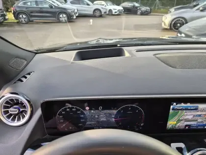 Photo 18 Mercedes GLA  200 d 8G-DCT