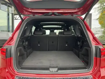 Photo 39 Mercedes GLB  200 d 8G-DCT